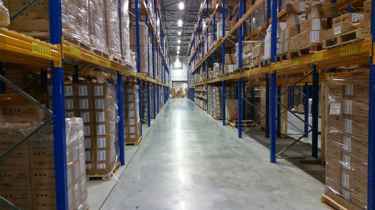 Central distribution center